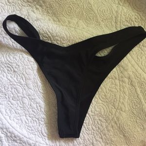 Cupshe thong bikini bottom